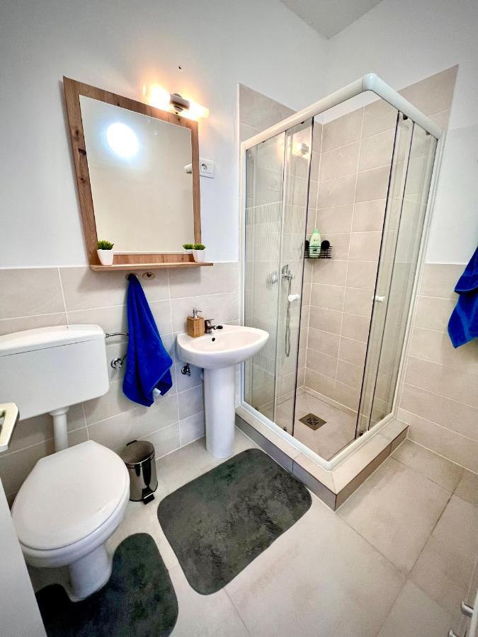 Apartma Skofije I Koper - Spodnje Skofije 174A Apartment Zgornje Skofije Bagian luar foto