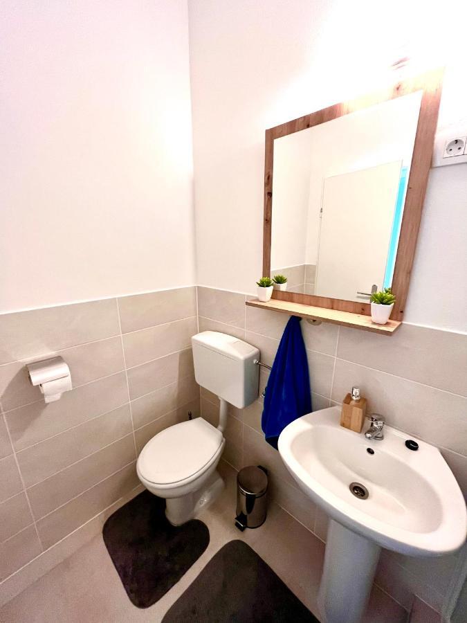 Apartma Skofije I Koper - Spodnje Skofije 174A Apartment Zgornje Skofije Bagian luar foto