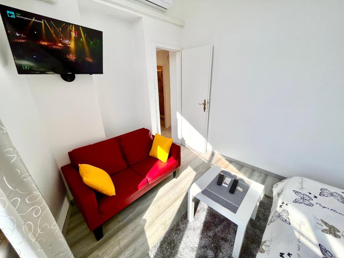Apartma Skofije I Koper - Spodnje Skofije 174A Apartment Zgornje Skofije Bagian luar foto